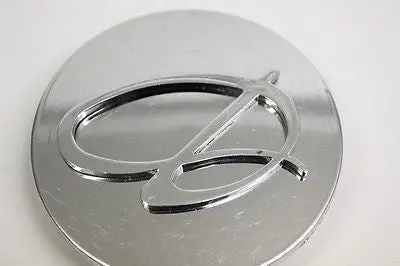 Detata Wheel Chrome Center Cap #99-2082 Used 1