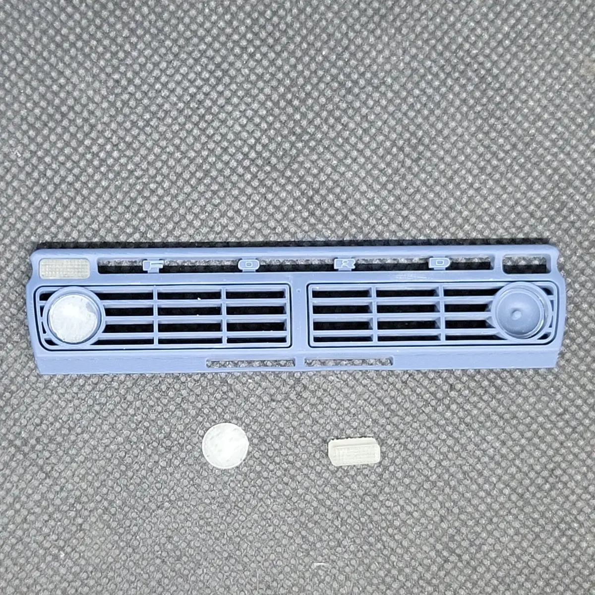 73-75 Ford F100 Grill 1