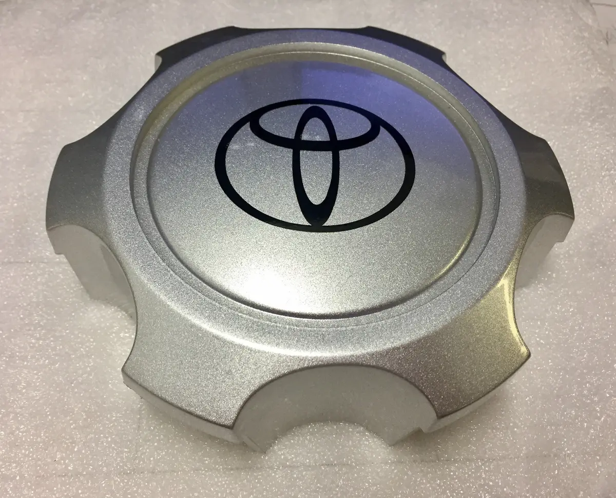 Toyota Tacoma 4Runner 1992-2002 Wheel Center Cap Silver New 1