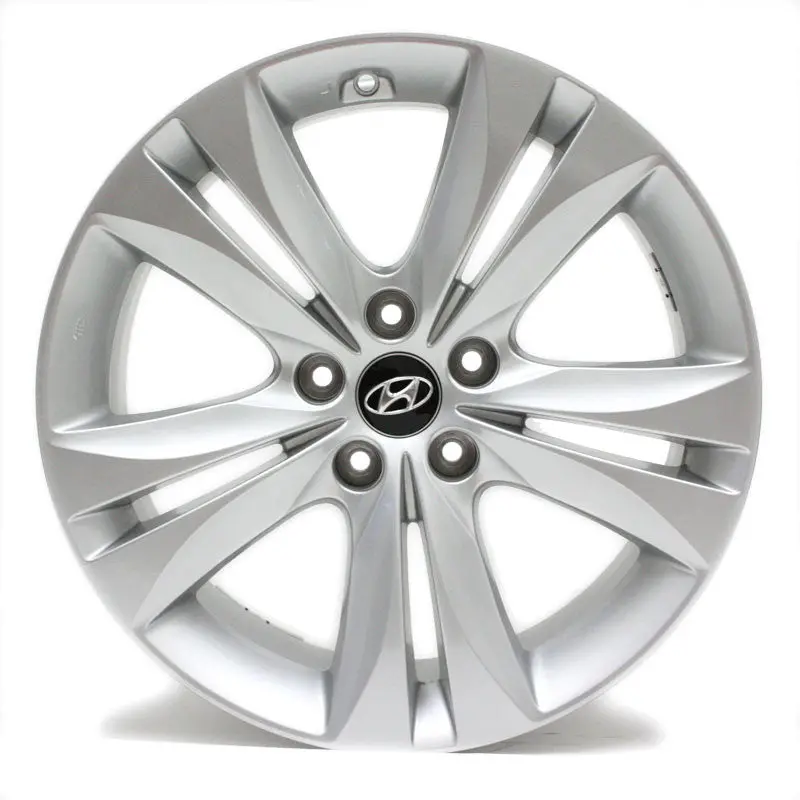 18" Hyundai Genesis 2009 2010 2011 2012 Silver Rear Wheel Factory Oem 70789 1