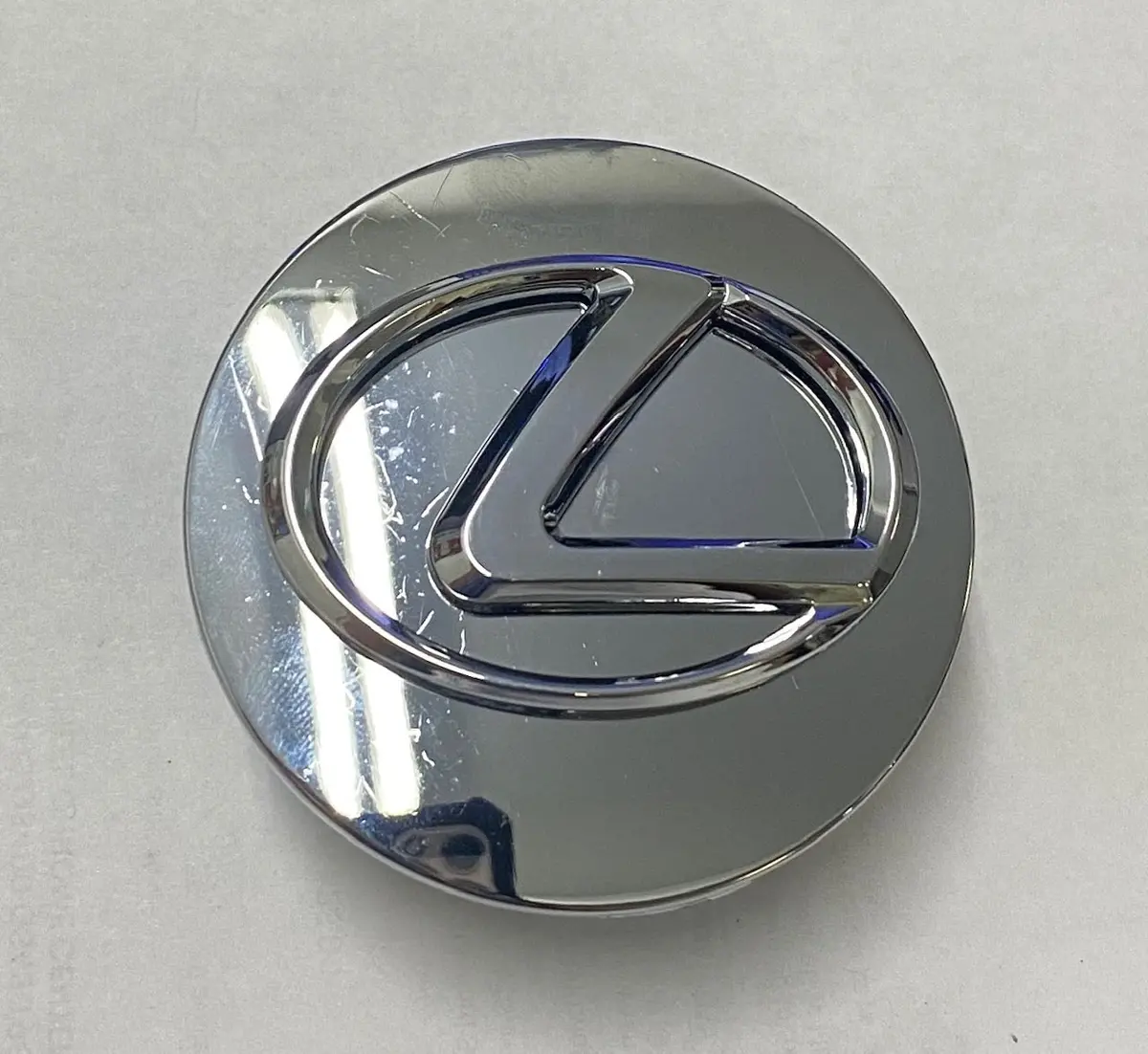Compatible To A  15" Lexus Es300 Rx300 1995-2003 Chrome Center Cap 1
