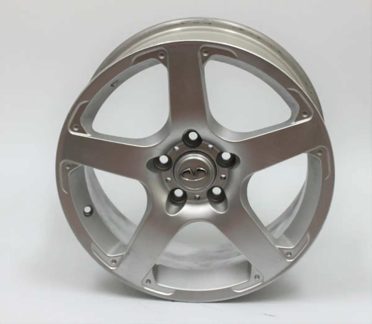 17" Infiniti G35 2003 2004 Wheel Oem 73668 Silver 1