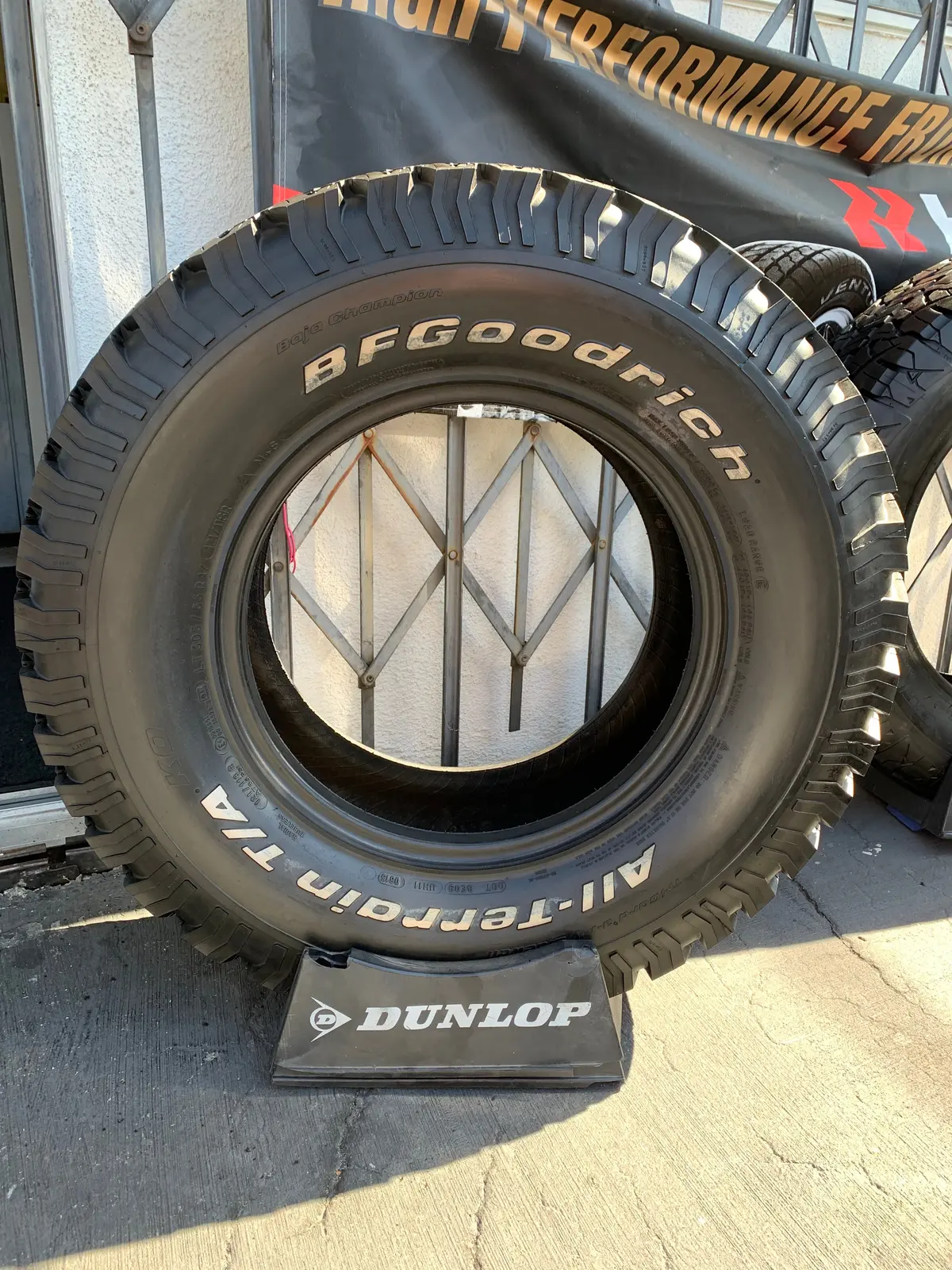 305/65 R-17 Bfgoodrich All-Terrain T/A Ko2 Baja Champion 1