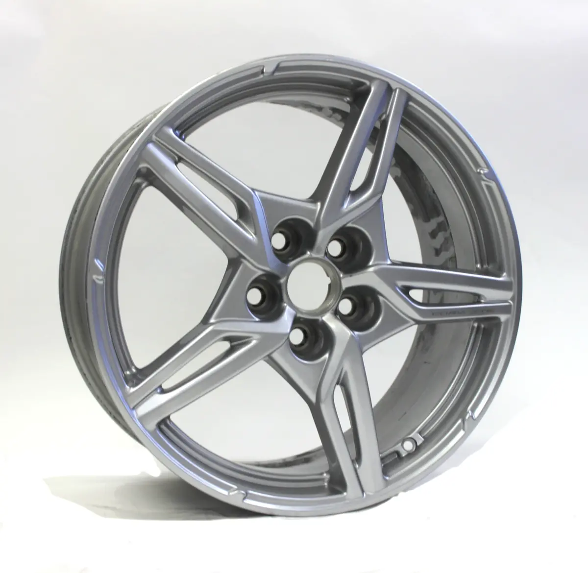 20" Rear Wheel Corvette C8 Silver Oem 14008 20X11 2020 2021 2022 2023 1