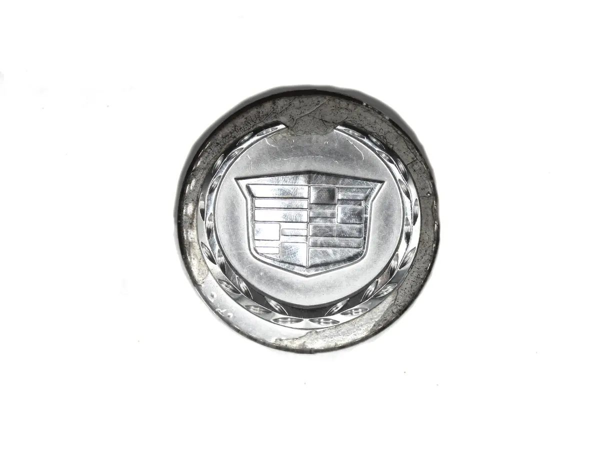 Cadillac Wheel Oem Center Cap 9595439 Used 1