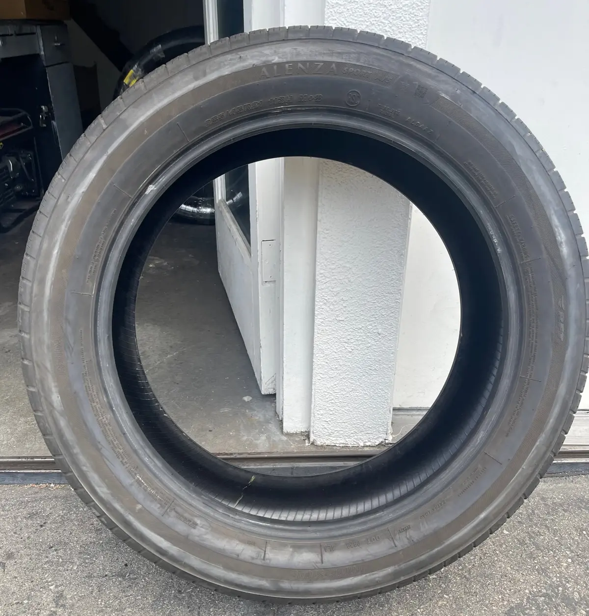 285/45R21 Bridgestone Alenza Sport A/S Rft 113H Set (4) 285 45 21 1