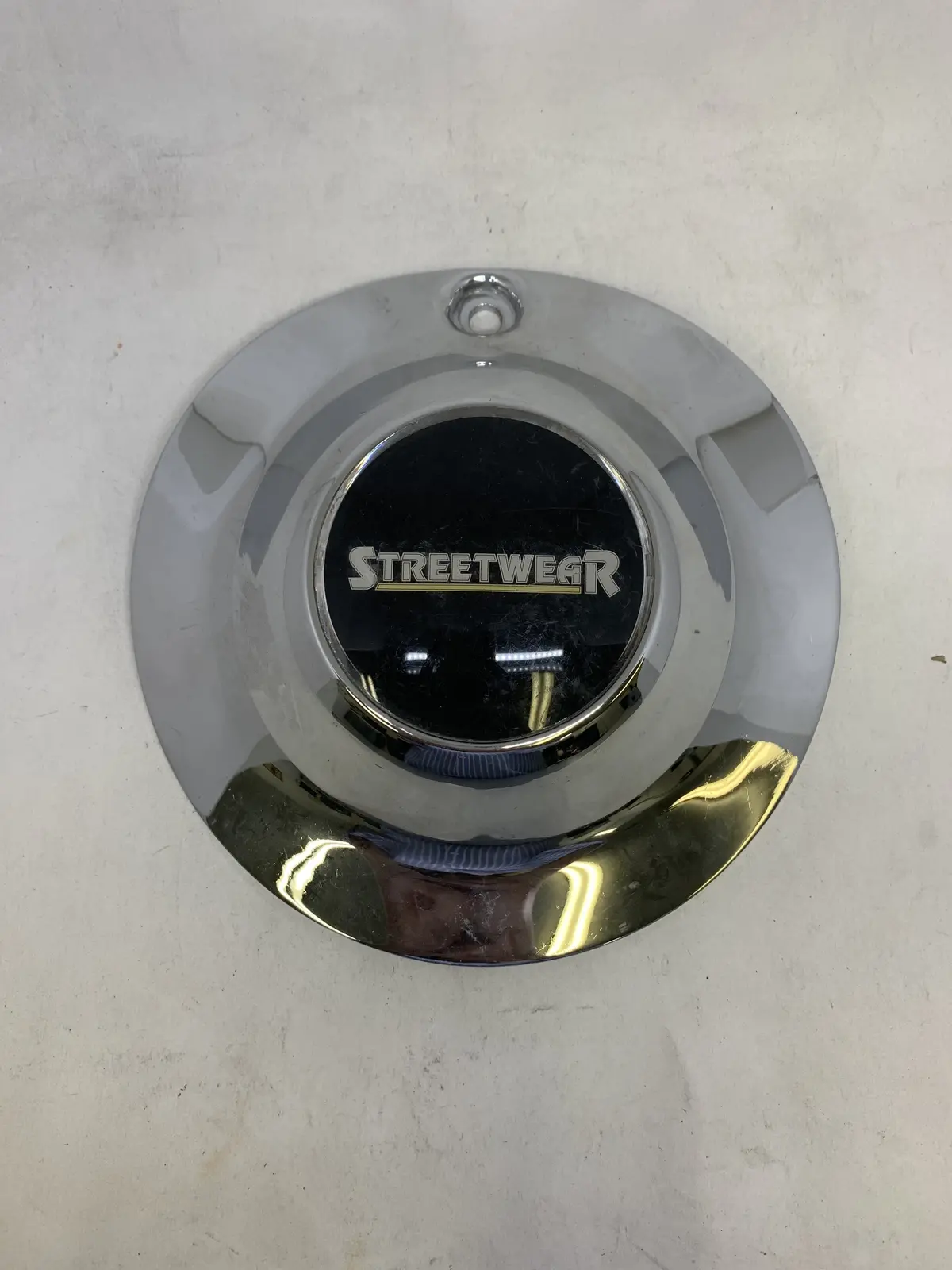 Streetwear Superior Icw Center Cap Tribar 70 Series Chrome 1