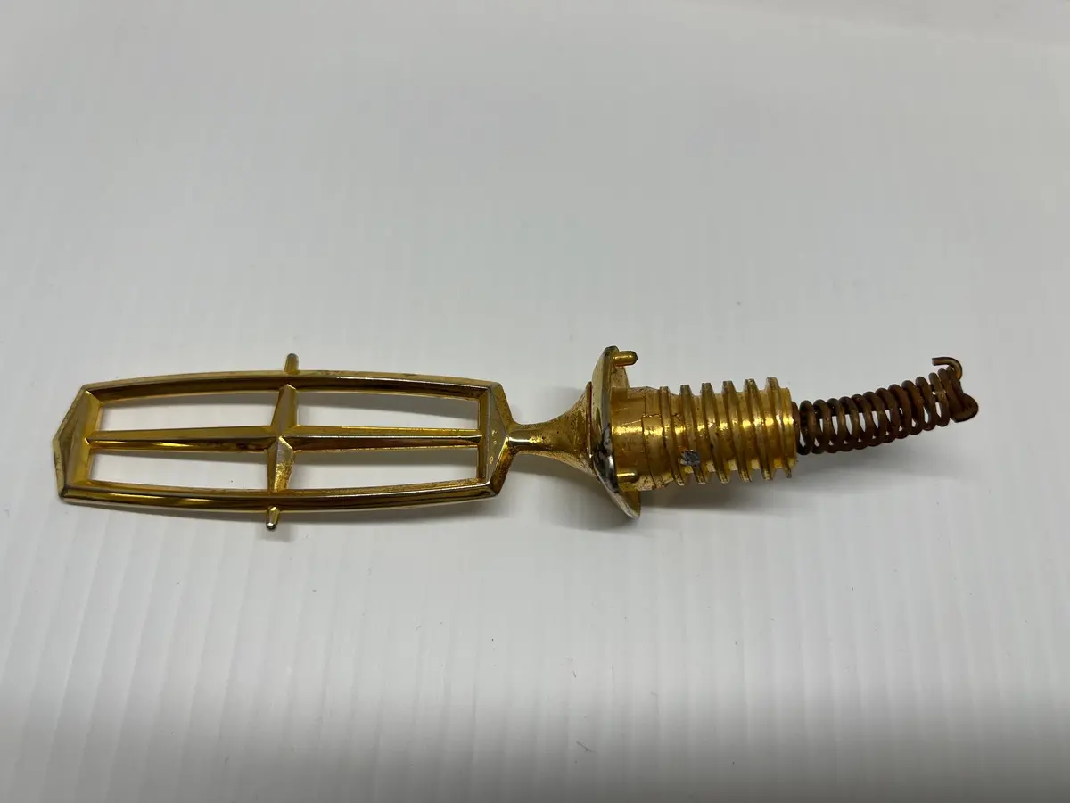 Lincoln Town Car Hood Ornament Gold Plated 1
